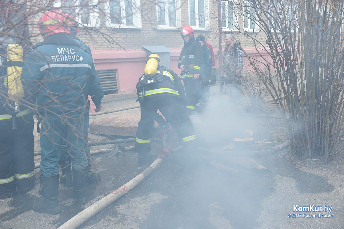 «Дымовуха» в подвале на Интернациональной