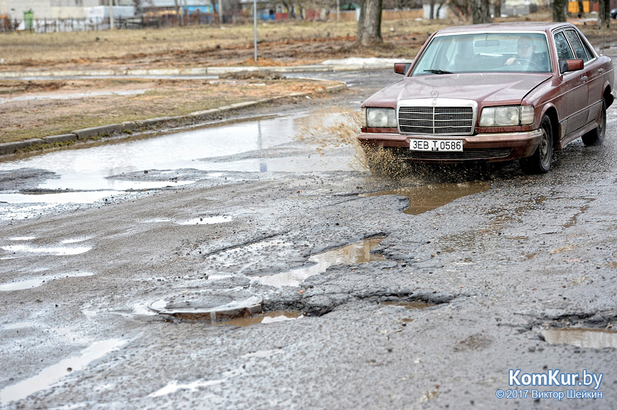 Насколько в этом году будут сокращены дорожные расходы в Бобруйске?