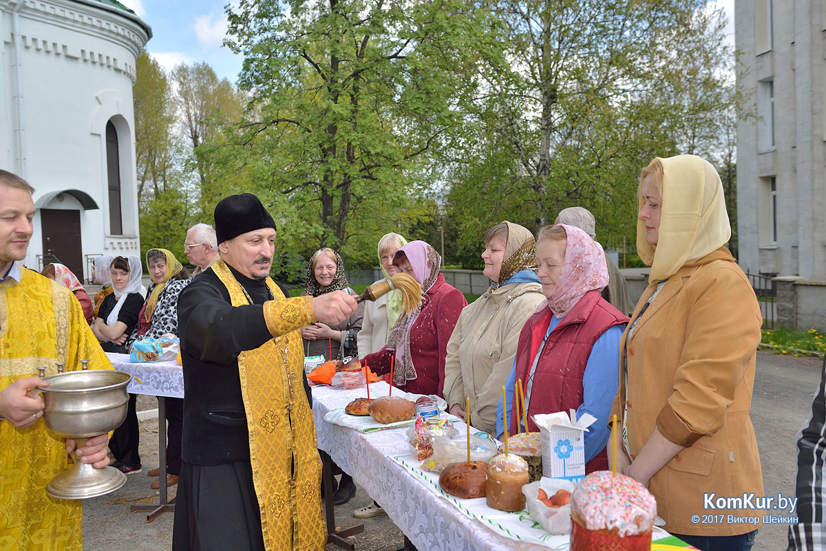 Расписание освящения куличей в храмах г. Бобруйска 15–16 апреля