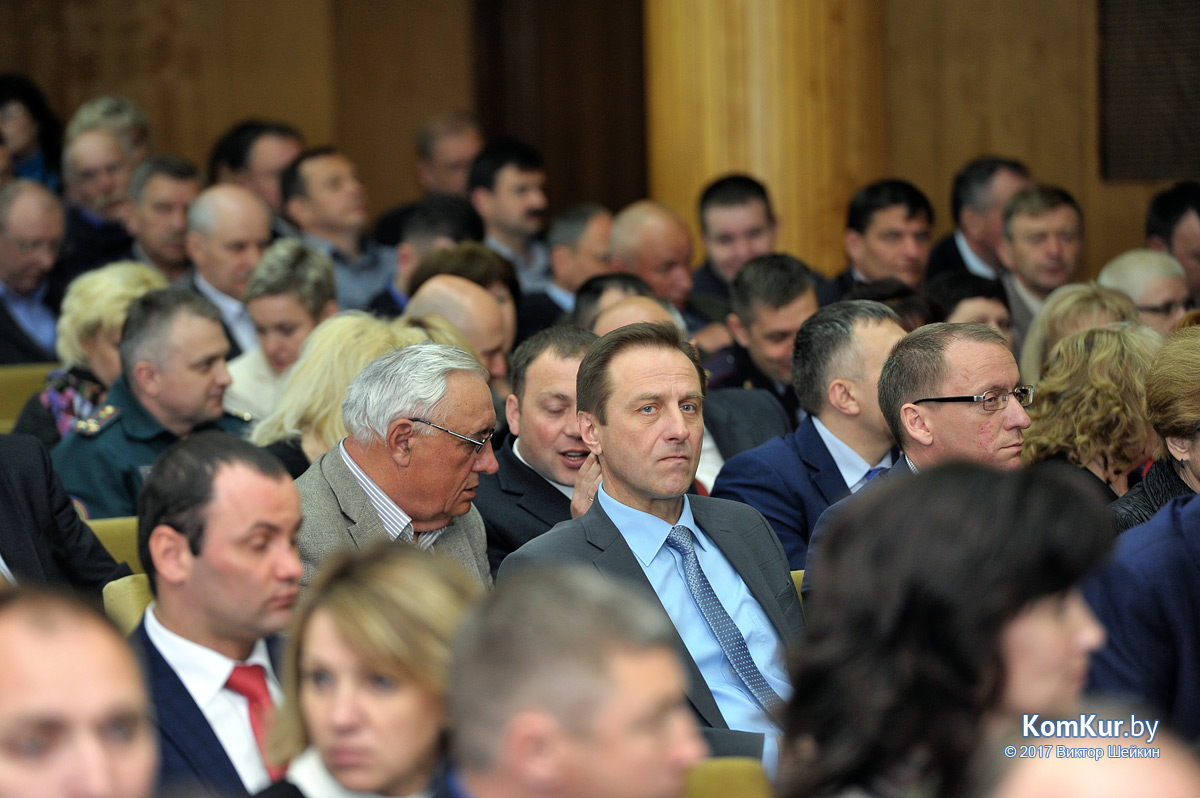 Горсовет депутатов утвердил А. В. Студнева в должности председателя Бобруйского горисполкома