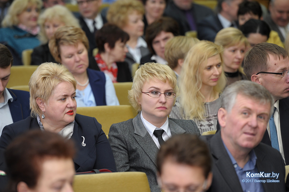 Горсовет депутатов утвердил А. В. Студнева в должности председателя Бобруйского горисполкома