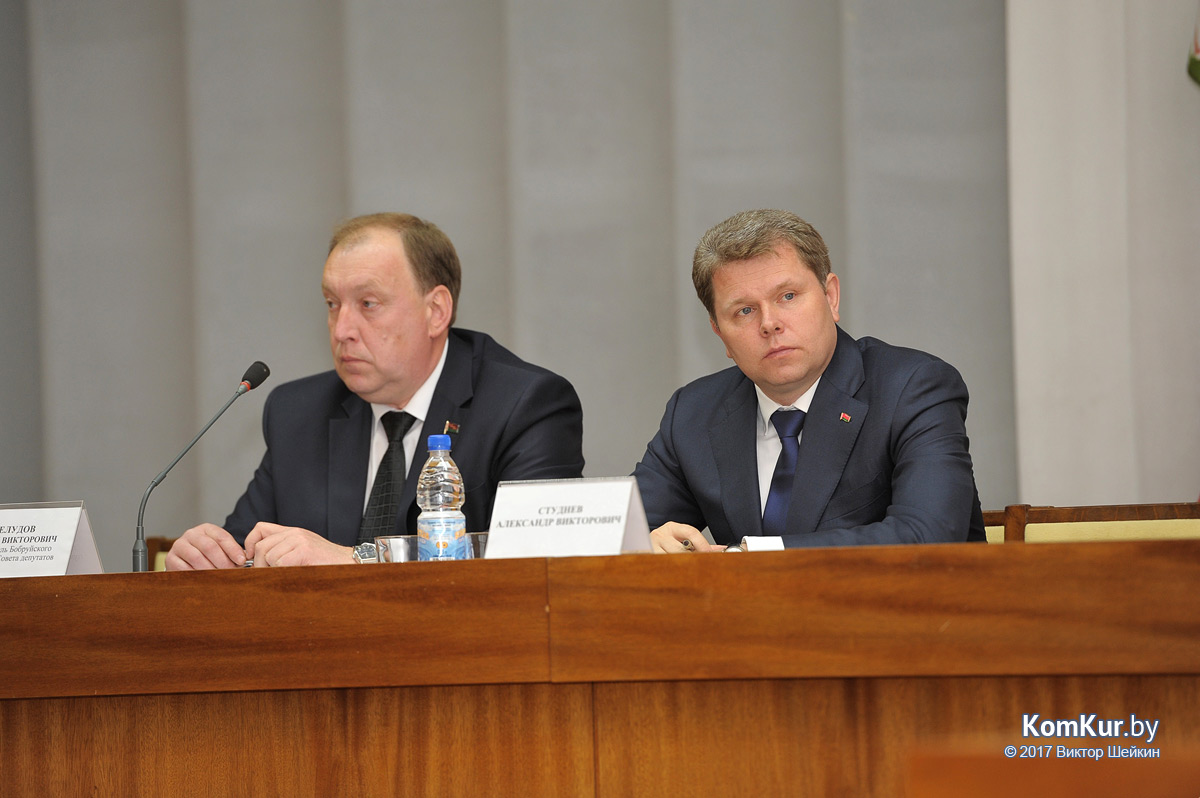 Горсовет депутатов утвердил А. В. Студнева в должности председателя Бобруйского горисполкома