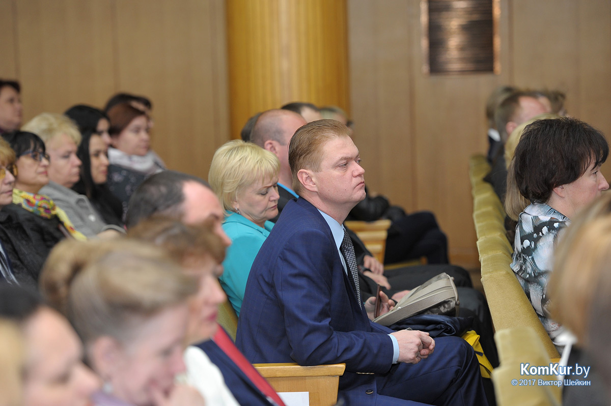 Горсовет депутатов утвердил А. В. Студнева в должности председателя Бобруйского горисполкома