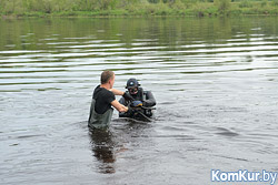 Как бобруйские водолазы чистят дно Березины