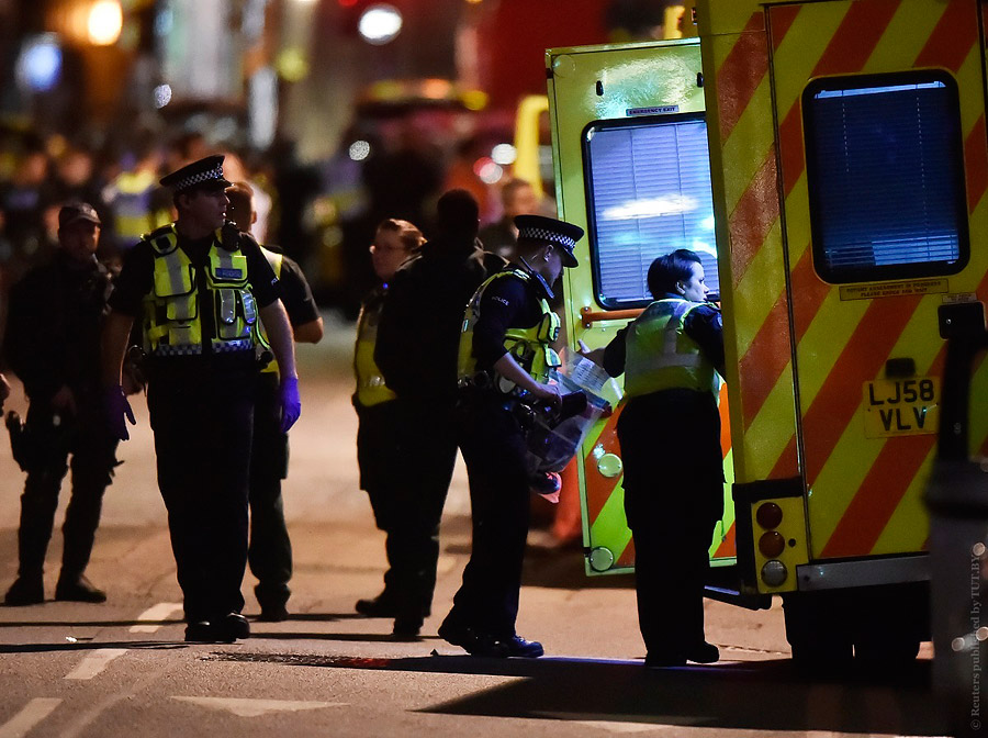 Количество жертв теракта в Лондоне возросло до 7, полиция задержала 12 подозреваемых