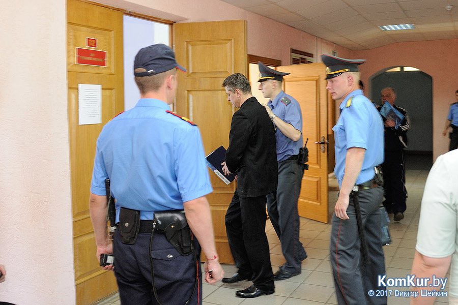 В Бобруйске начался суд над бывшим председателем горисполкома 