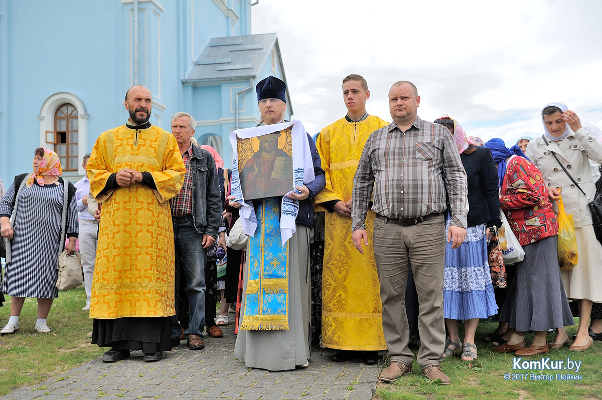 Крестный ход в Престольный праздник