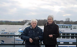 91-летние супруги прожили вместе 65 лет и умерли, держась за руки