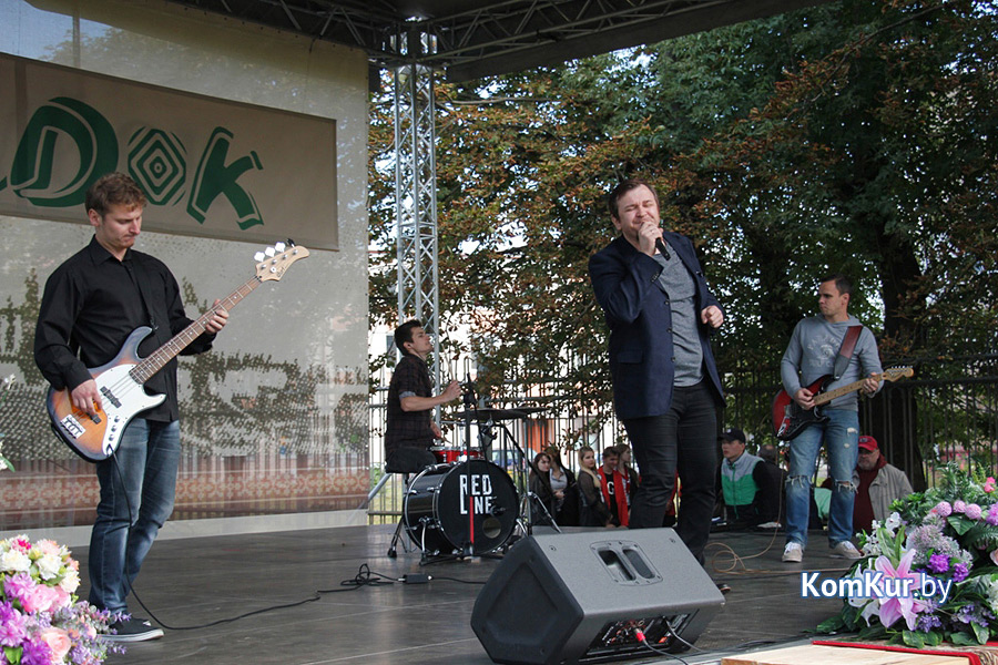 Работники «ФанДОКа» отметили профессиональный праздник