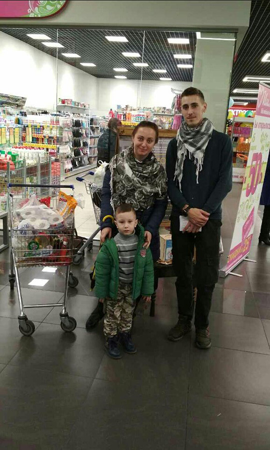 Бобруйчане собрали еду и вещи для малоимущих