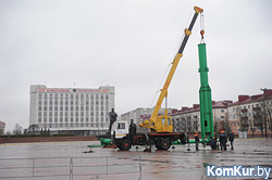 В Бобруйске началась установка главной городской елки