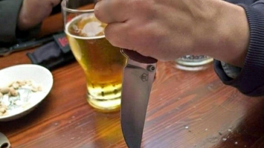 Дружеские «посиделки» в Бобруйске закончились ножевым ранением