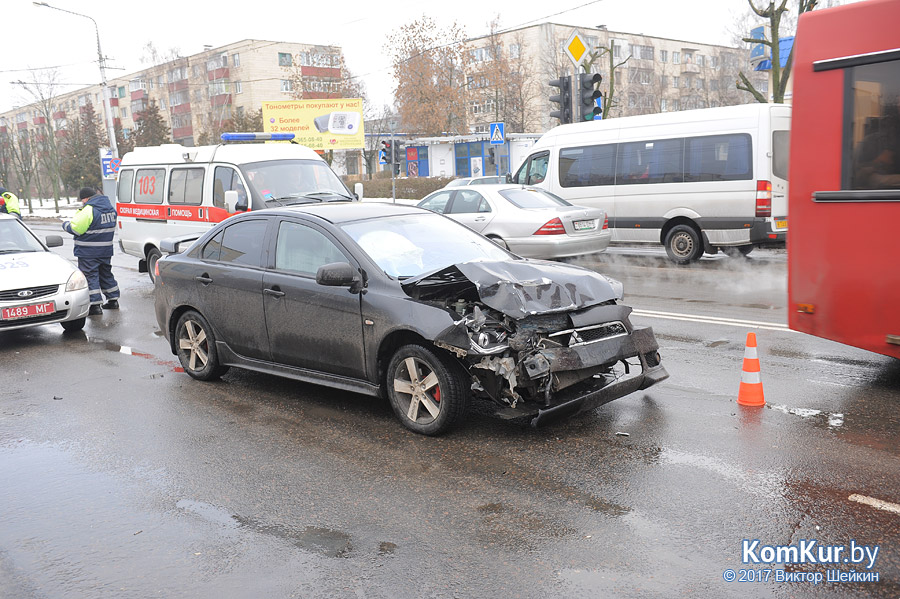 Опять авария на главной улице Бобруйска