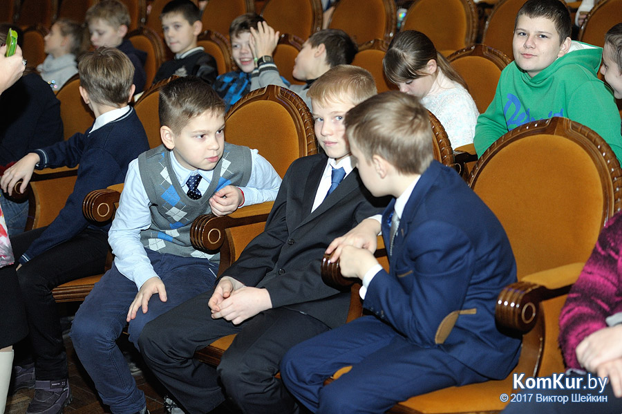 Мэр Бобруйска встретился с юными бобруйчанами