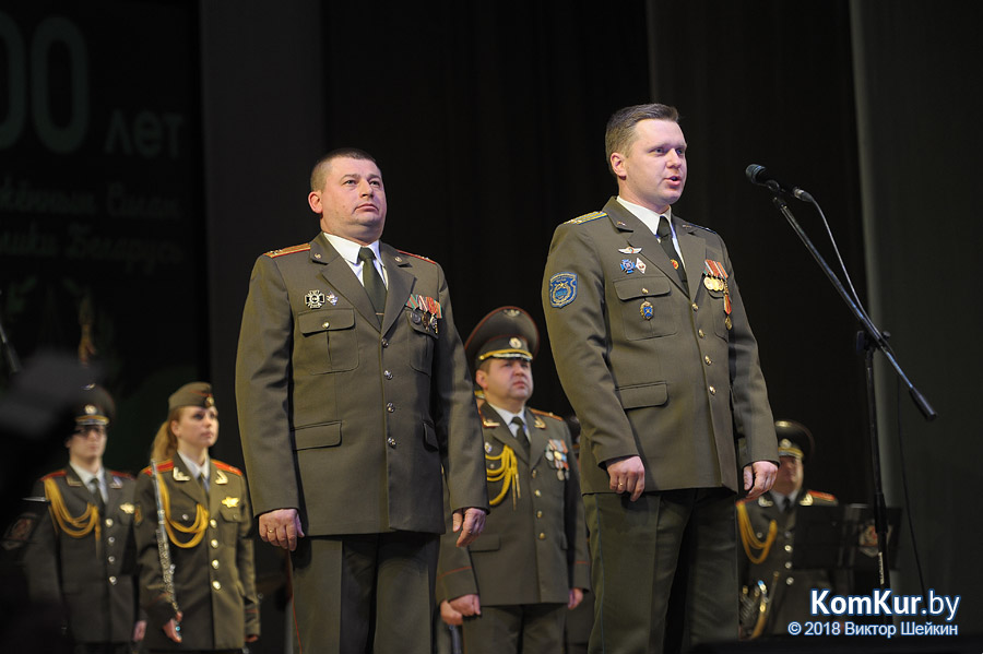 Бобруйские военные - под «огнем» аплодисментов