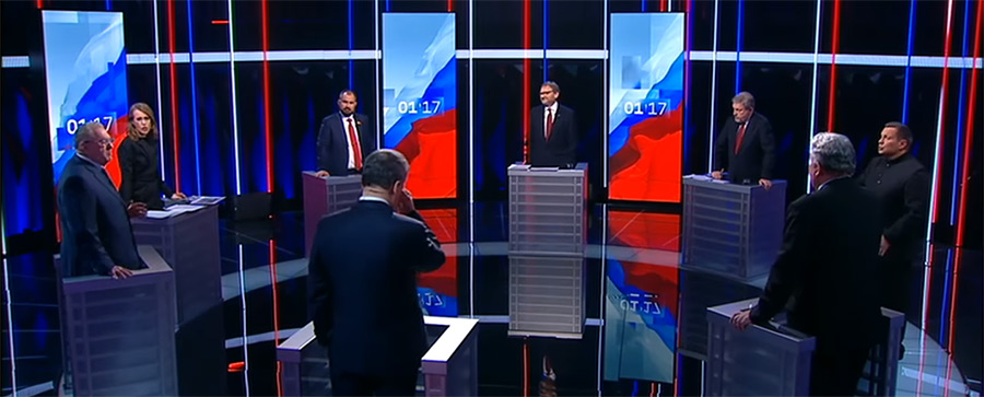 Собчак вылила на Жириновского стакан воды в ходе дебатов