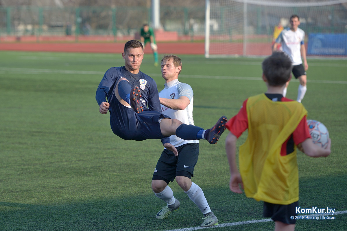 С открытием футбольного сезона в Бобруйске!
