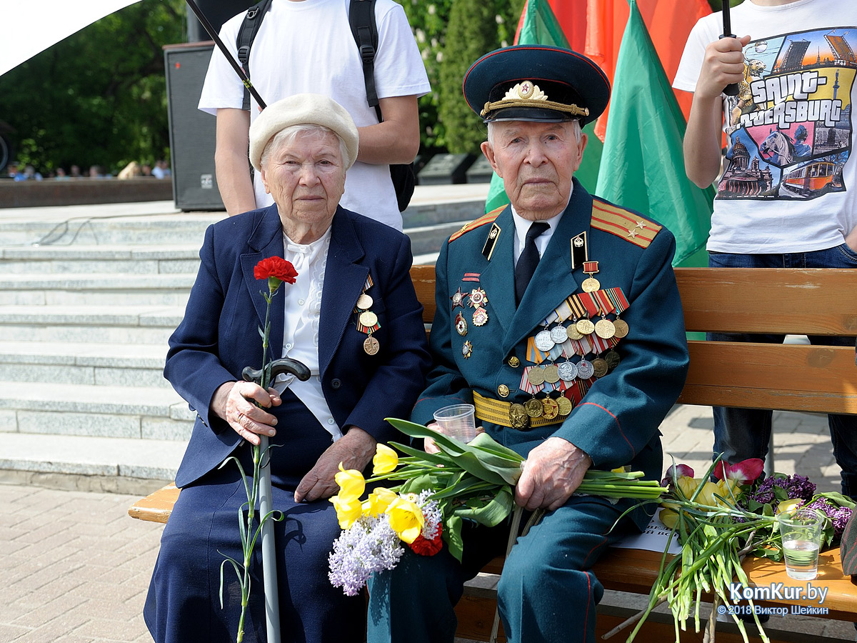 Празднование 73-й годовщины Великой Победы (Большой фоторепортаж Виктора ШЕЙКИНА)