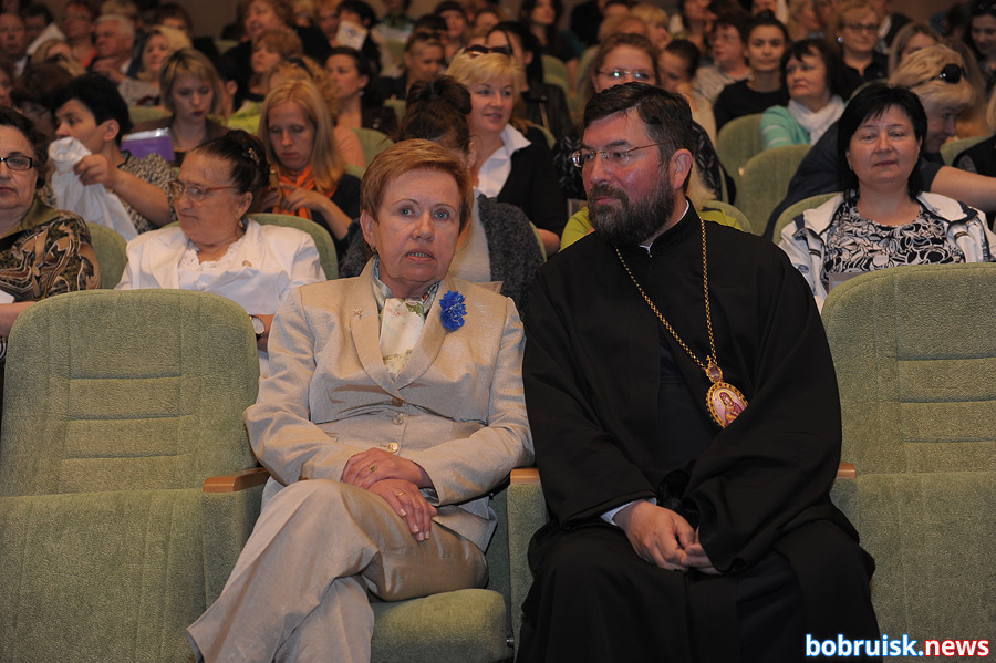 В Бобруйске стартовал Международный фестиваль «Счастье в детях»