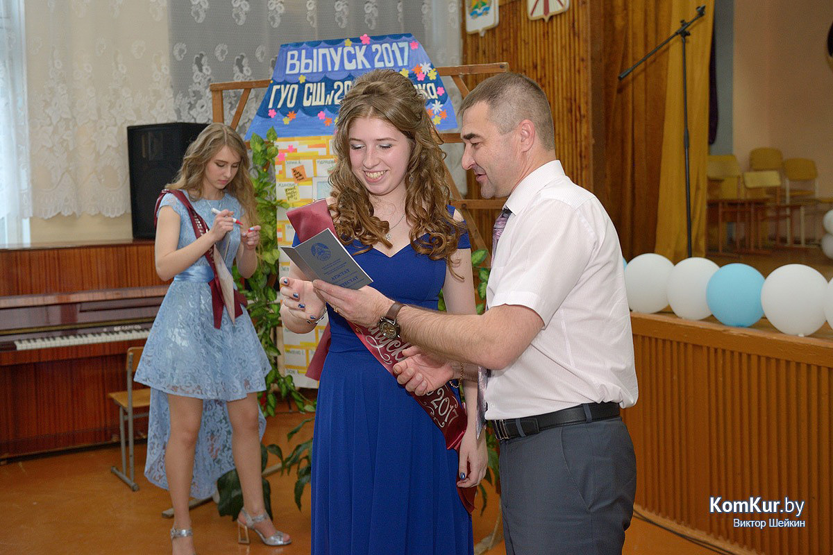 Определены даты проведения последних звонков и выпускных вечеров в школах Бобруйска