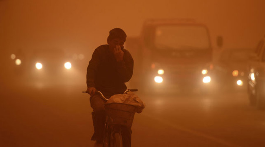 Пылевая буря обрушилась на Пекин