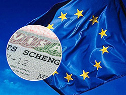 Белорусы будут платить за шенгенскую визу больше!
