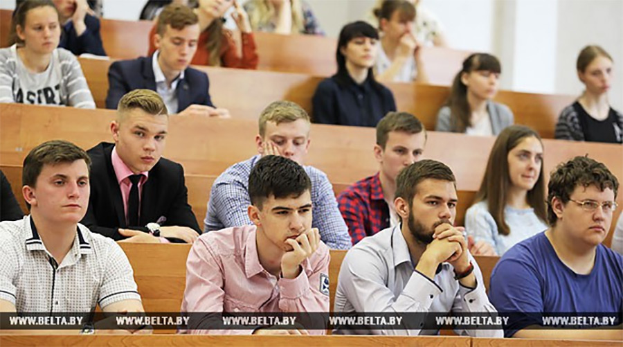 Белорусские вузы публикуют стоимость обучения для первокурсников