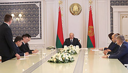 Александр Лукашенко: «Пьяниц в руководстве не будет!»