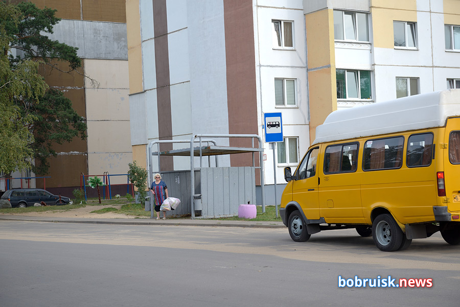 «Коммерческий на связи»: Почему «состарилась» остановка?