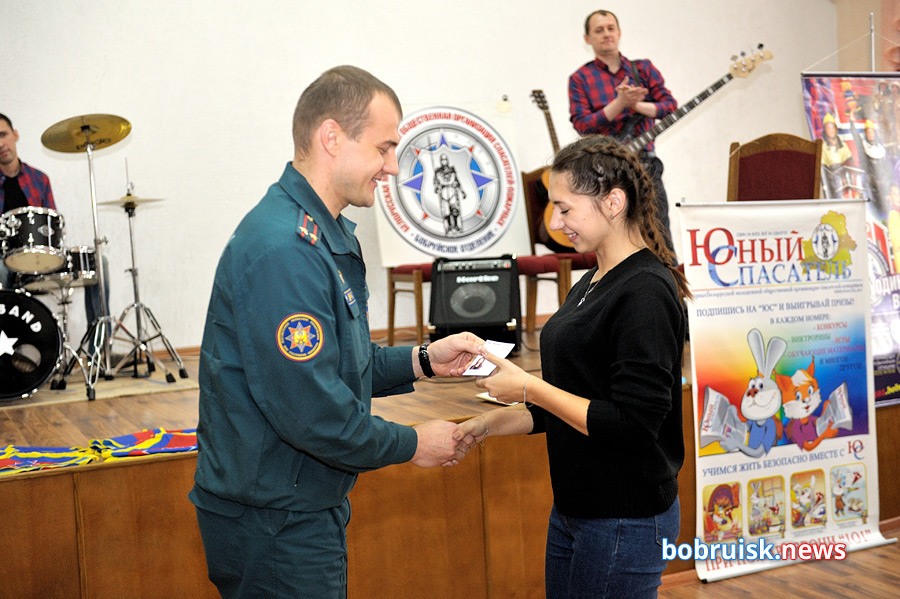 Юные спасатели