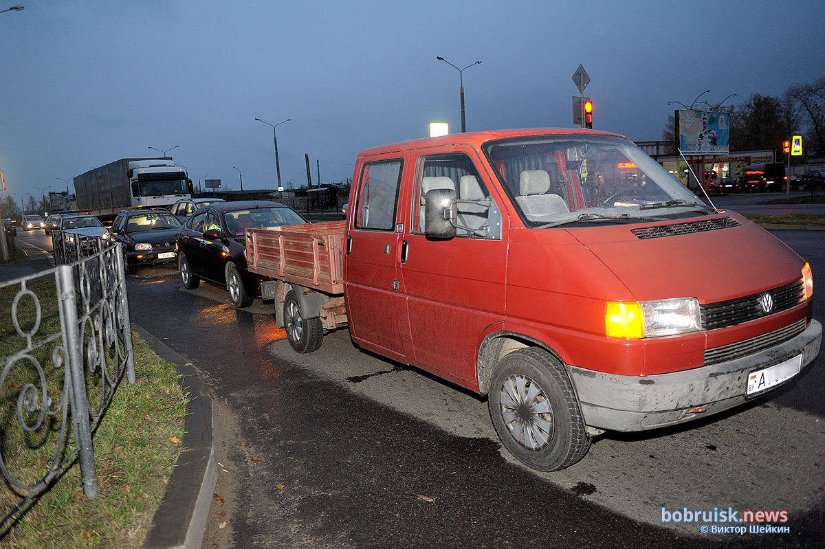 На аварийном перекрестке Бобруйска немцы взяли в плен японца