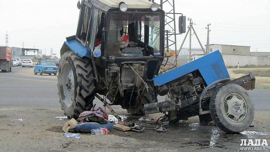Гражданин Чехии в Кировском районе уснул за рулем и столкнулся с трактором