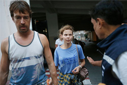 Суд в Таиланде приговорил Рыбку и Лесли к условному сроку