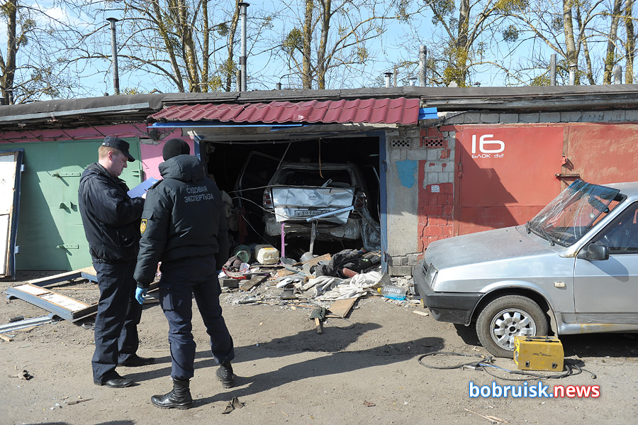 В гаражном массиве жилого района Бобруйска прогремел взрыв. Есть жертвы
