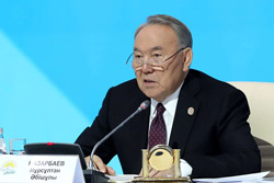 Нурсултан Назарбаев уходит в отставку