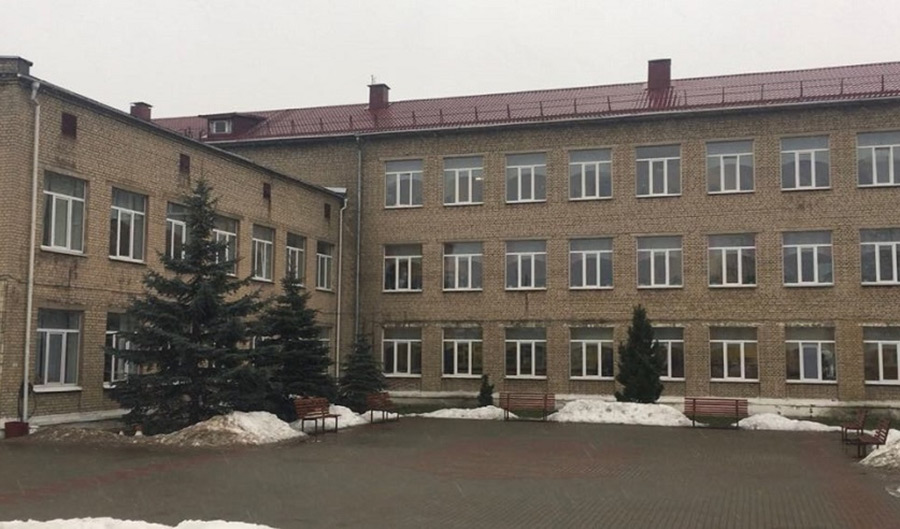 Школьник, убивший учительницу и ученика в Столбцах, признал свою вину частично