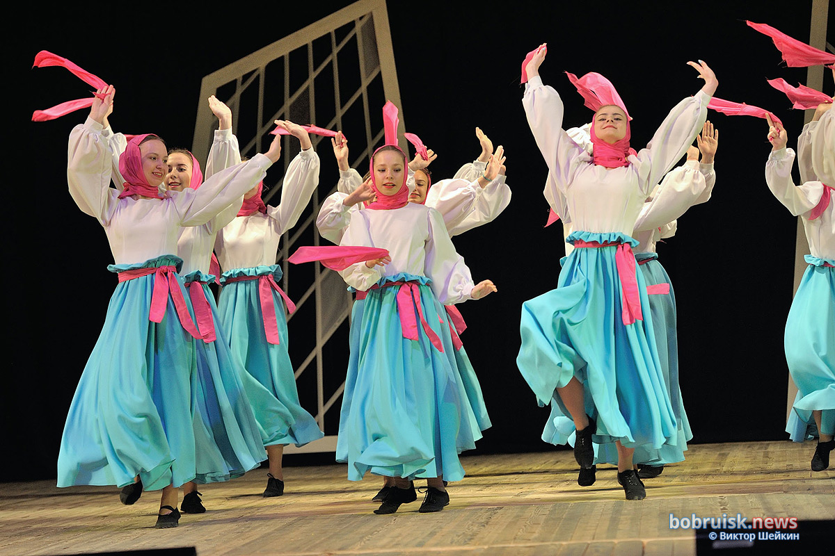 Фоторепортаж с отчетного концерта «Центра творчества детей и молодежи г. Бобруйска».  (фото добавляются)