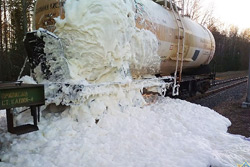 В Осиповичах протекла железнодорожная цистерна с соляной кислотой