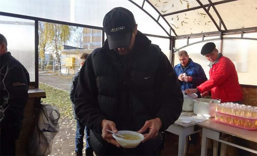 В Бобруйске появилась станция выдачи горячего питания нуждающимся