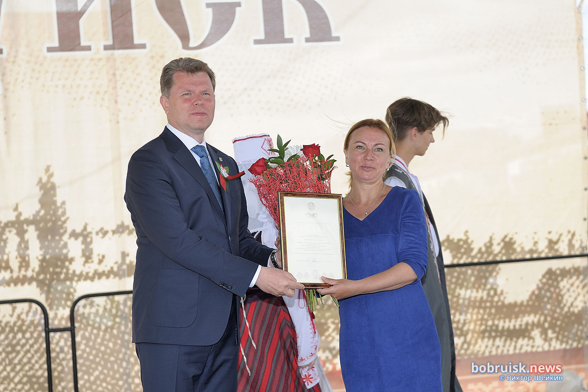 Кого из бобруйчан наградили, и кто стал почетным гражданином?