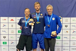 Паралимпиец Игорь Бокий установил три мировых рекорда по плаванию в Берлине