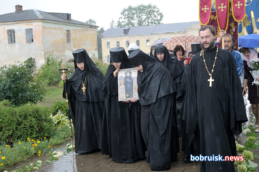 В Бобруйск из Кемерово прибыла икона Гавриила Самтаврийского