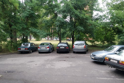 Продолжение истории с разметкой прямо по авто в Бобруйске: соседи не согласны с ее автором
