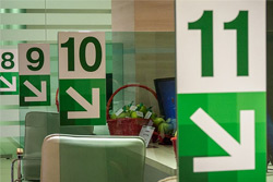 «Беларусбанк» повышает комиссию за снятие наличных в банкоматах других банков