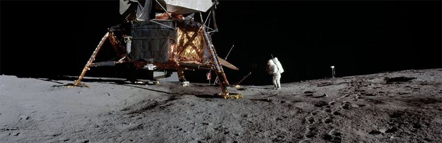 Сенсация: NASA опубликовала фото, сделанные на Луне! 