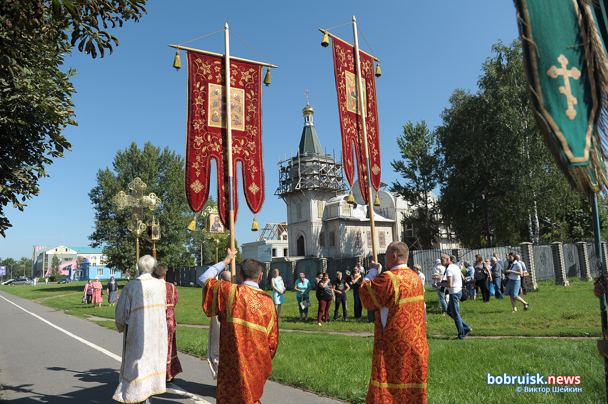 В Бобруйске прошел крестный ход