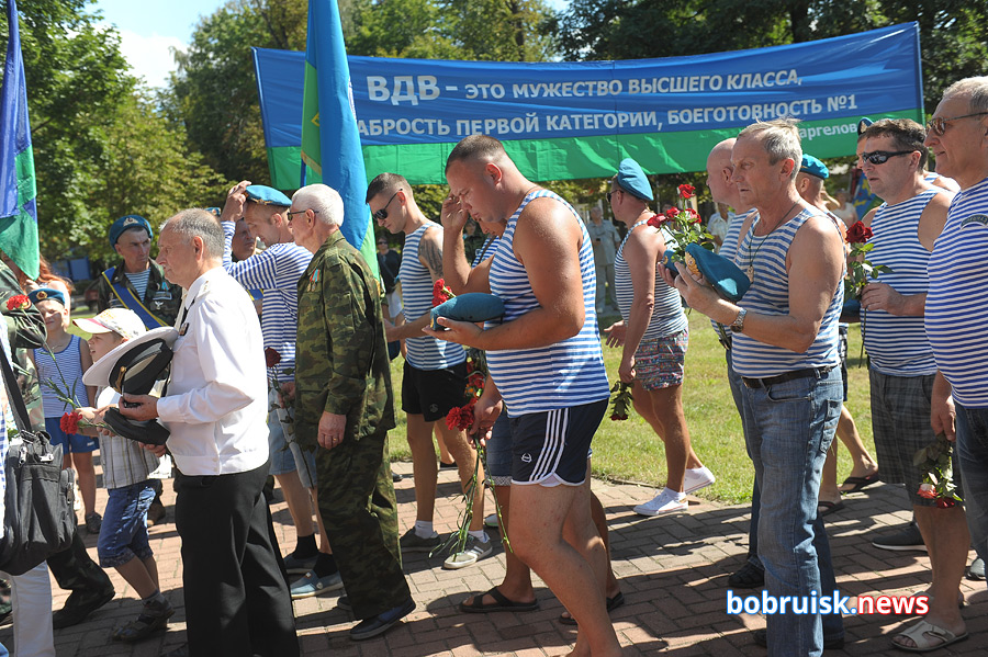 «Мама злилась, что не сказал ей про горячую точку»: воспоминания бобруйских десантников