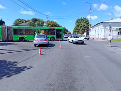 В Бобруйске автобус с пассажирами попал в ДТП