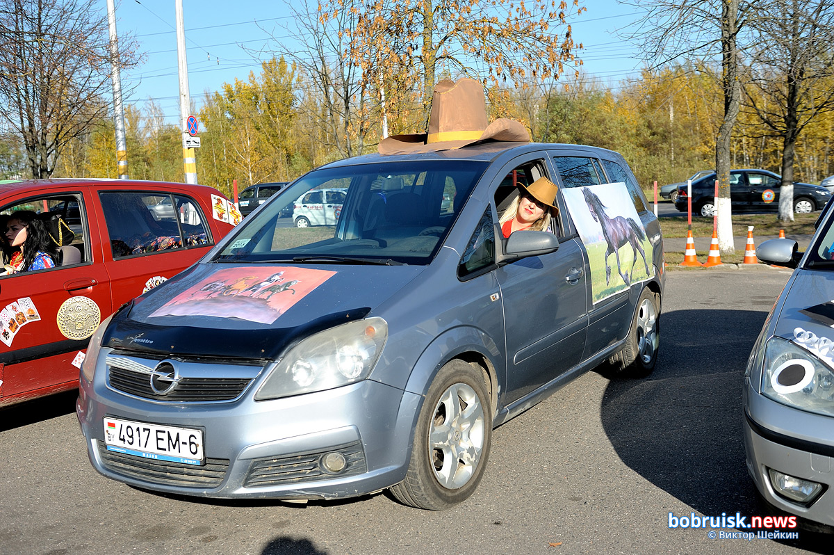 В Бобруйске победа досталась автоледи в цыганской юбке