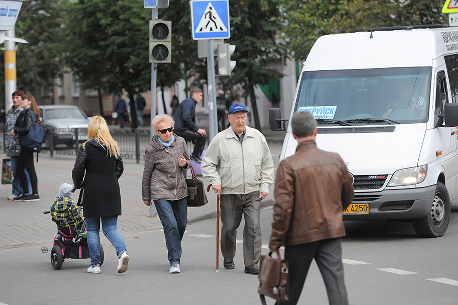 Главные заботы бобруйчан: свадьбы, пенсия и химия...